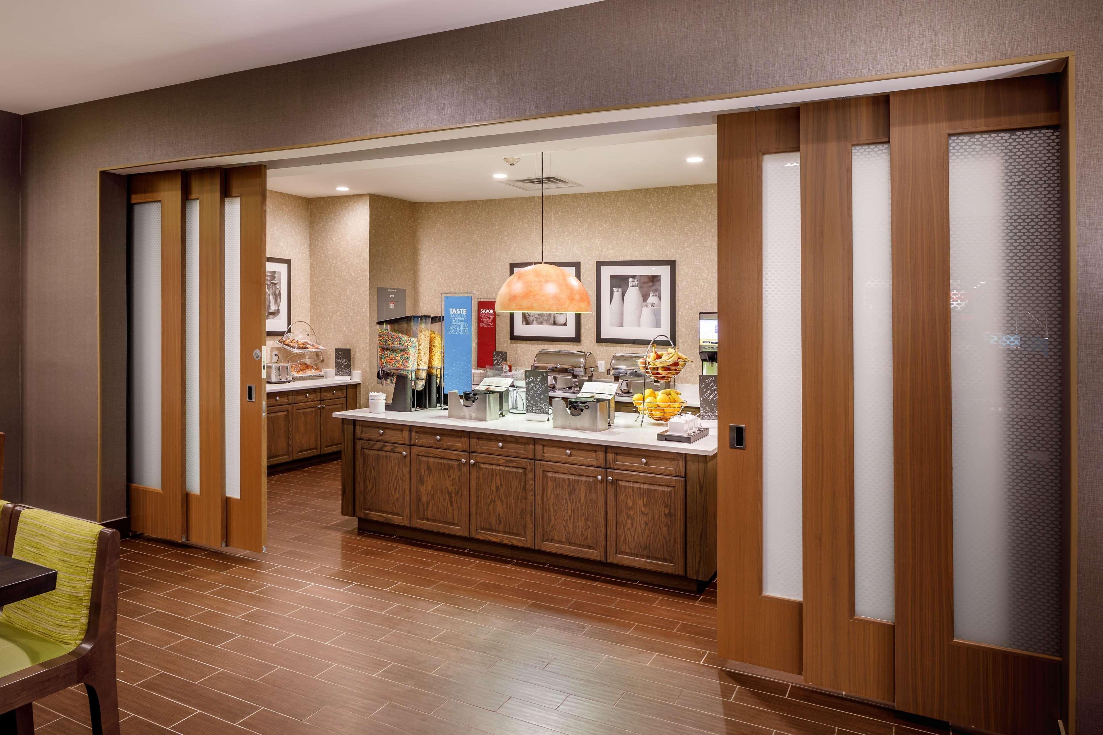 Hampton Inn By Hilton Paramus Ngoại thất bức ảnh