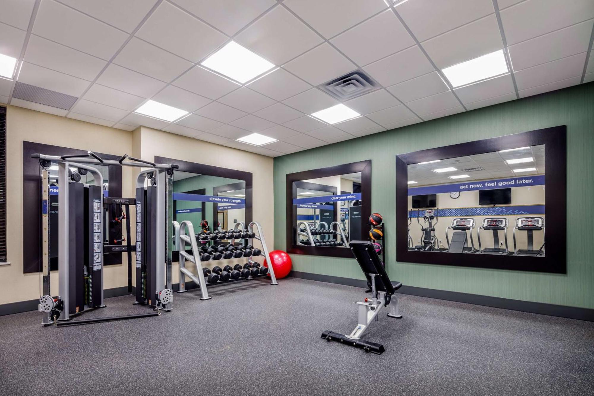 Hampton Inn By Hilton Paramus Ngoại thất bức ảnh